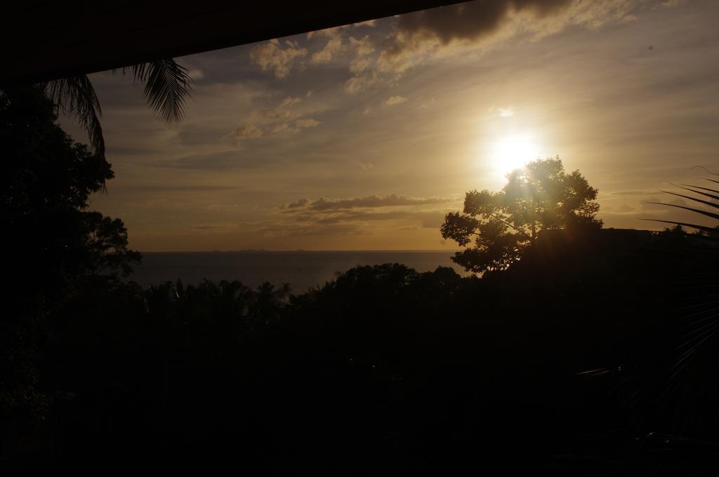 Le Balcon, Haad Yao. Hotel Buitenkant foto